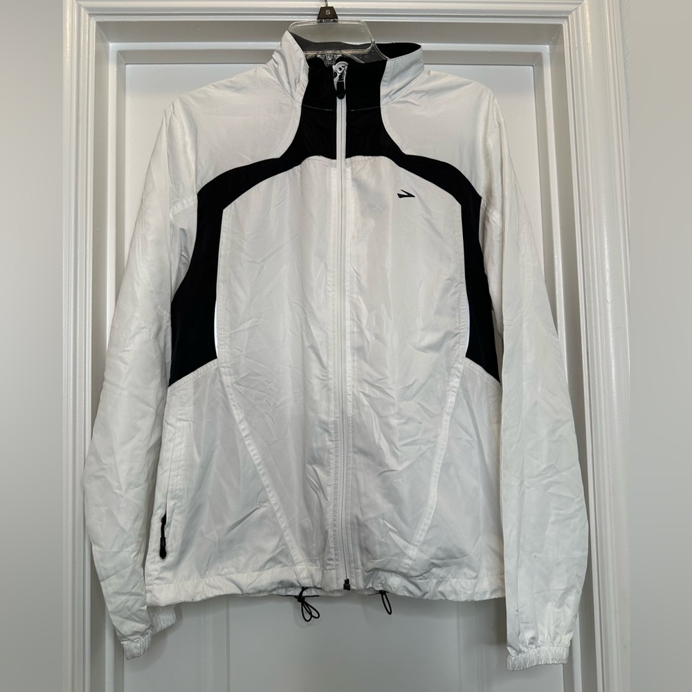 Brooks Windbreaker Athletic Jacket‎ Full zip colors black and white Sz large